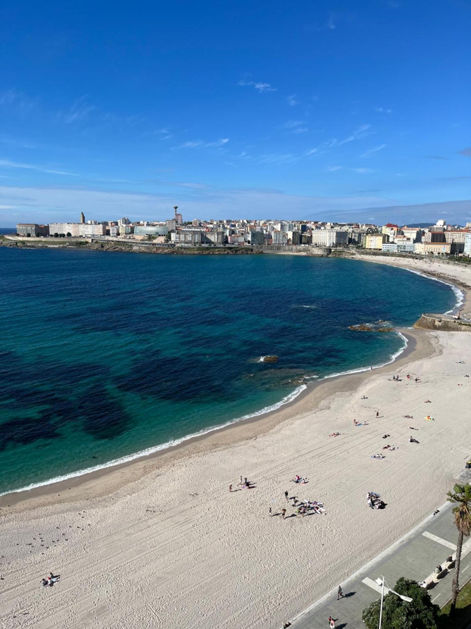 Primera Linea Playa Riazor Ла-Корунья Экстерьер фото